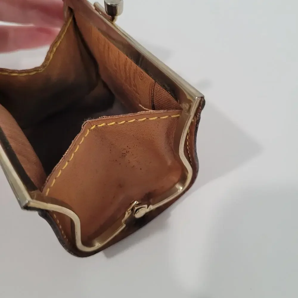 Prima Classe Alviero Martini Vintage Kisslock Leather Coin Wallet Map Small Purs